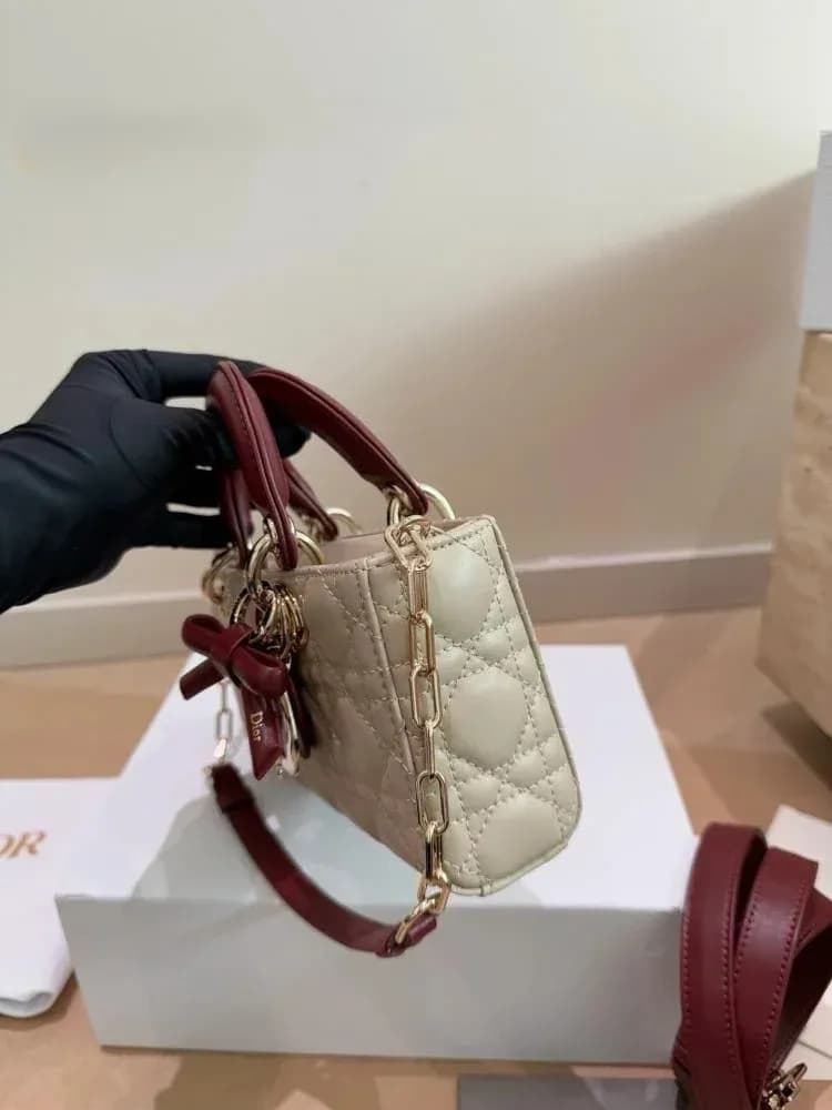 شنطة ليدي ديور دي-جوي 22 سم - 4